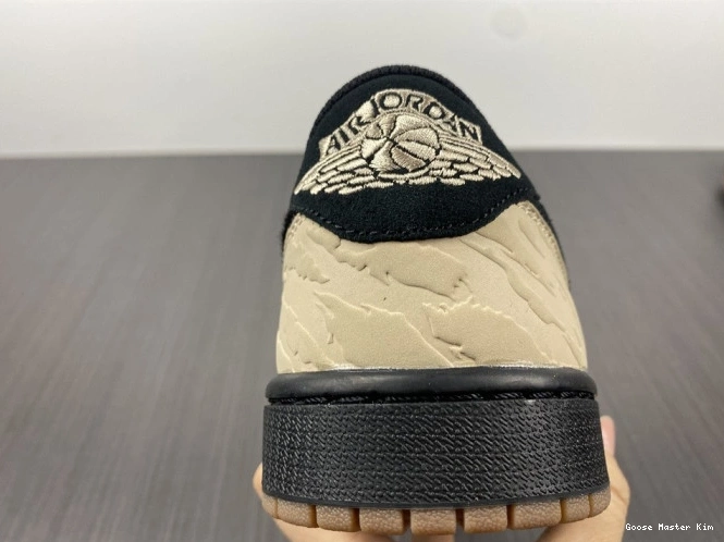 Air Low 1 Jordan SoleFly DN3400-001 x Carnivore 0714